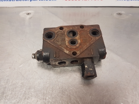 Fiat F110, F115, F120, F130, F140, Dt Spool Control Valve Body 5146538, 5161888 - Гидравлический клапан для Тракторов: фото 1 Fiat F110, F115, F120, F130, F140, Dt Spool Control Valve Body 5146538, 5161888 - Гидравлический клапан для Тракторов: фото 1
