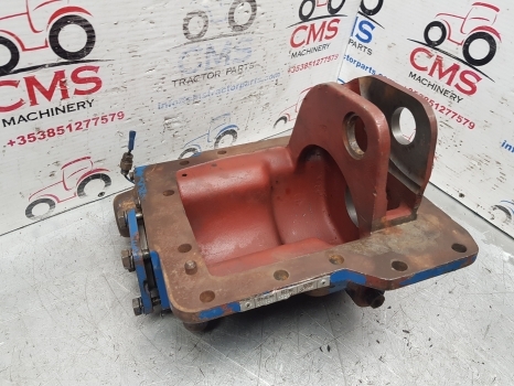 Ford 10 Series 7810 Carraro Fwd Dropbox Housing Car122553, 18841, 43/44, 122584 - Трансмиссия для Тракторов: фото 1 Ford 10 Series 7810 Carraro Fwd Dropbox Housing Car122553, 18841, 43/44, 122584 - Трансмиссия для Тракторов: фото 1