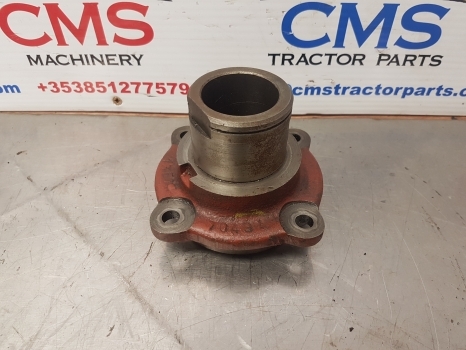 Ford 10 Seriestranmision Cover Retainer 83925720, E0nn7049aa - Трансмиссия для Тракторов: фото 1