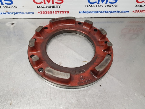 Ford 3930, 5030, 4830, Rear Axle Brake Housing Plate E4nn2a098aa, C5nn2a098b - Тормозной диск: фото 1 Ford 3930, 5030, 4830, Rear Axle Brake Housing Plate E4nn2a098aa, C5nn2a098b - Тормозной диск: фото 1