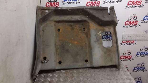 Ford 40 Series 5640, 6640, 7840, 8340 Cab Floor Rear Mat E9nn94130n23bh - Кабина и интерьер для Тракторов: фото 1 Ford 40 Series 5640, 6640, 7840, 8340 Cab Floor Rear Mat E9nn94130n23bh - Кабина и интерьер для Тракторов: фото 1