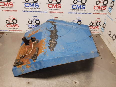 Ford 40 Series 7840, 8240, 8340 Cab Mudguard Fender Panel Rear Lhs 82003109 - Крыло: фото 1 Ford 40 Series 7840, 8240, 8340 Cab Mudguard Fender Panel Rear Lhs 82003109 - Крыло: фото 1