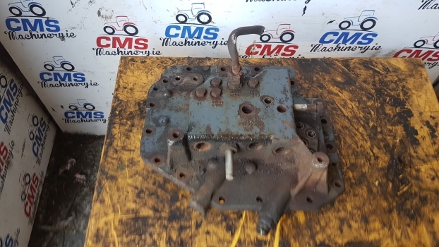 Ford 40, Ts Series Transmission Control Plate Cover 82015157, F3nn7z479, - Трансмиссия для Тракторов: фото 1 Ford 40, Ts Series Transmission Control Plate Cover 82015157, F3nn7z479, - Трансмиссия для Тракторов: фото 1