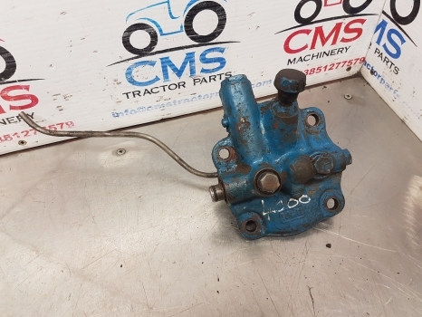 Ford 4000, 4110, 4400, 4410 Hydraulic Flow Control Valve C5nnn982b, 81802242 - Гидравлический клапан для Тракторов: фото 1 Ford 4000, 4110, 4400, 4410 Hydraulic Flow Control Valve C5nnn982b, 81802242 - Гидравлический клапан для Тракторов: фото 1