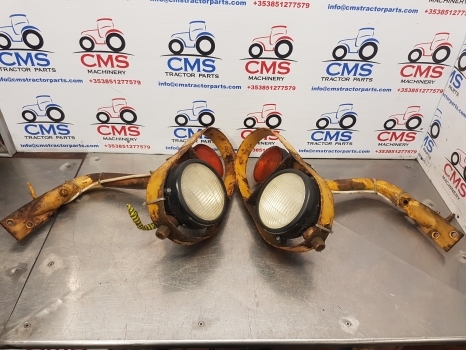 Ford 550, 555, 655 Working Lighs Assembly 83930993, E1nn13n083bc12z - Свет/ Освещение для Экскаваторов-погрузчиков: фото 1