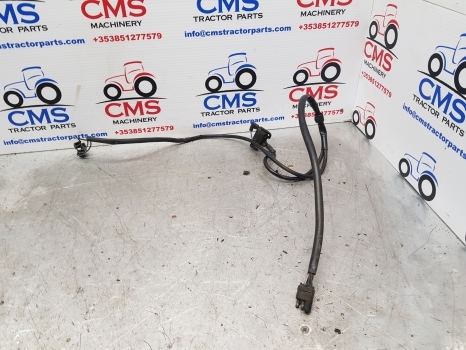 Ford 5610, 6610, 6810 Front Head Lamp Wiring Loom Front Wiring Loom - Кабели/ Провода для Тракторов: фото 1 Ford 5610, 6610, 6810 Front Head Lamp Wiring Loom Front Wiring Loom - Кабели/ Провода для Тракторов: фото 1