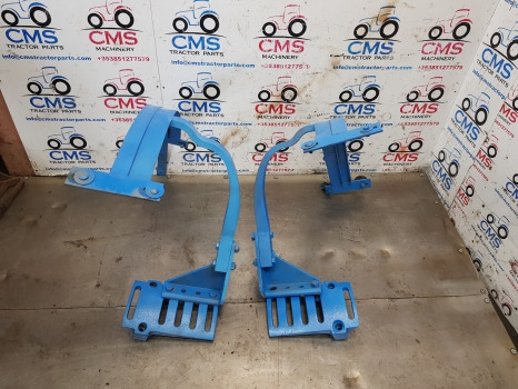 Ford 7840, 40 Series, Front Mudguard Bracket Kit E9nn16224aa11b, E9nn16225aa11b - Крыло: фото 1 Ford 7840, 40 Series, Front Mudguard Bracket Kit E9nn16224aa11b, E9nn16225aa11b - Крыло: фото 1