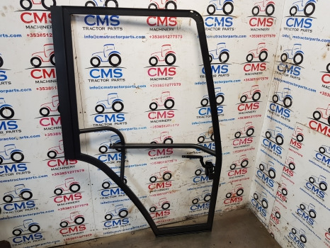 Ford 7840, 8240, 6640, 5640, Tm, Cab Door Right Frame Rusty 82002446, 82006664 - Дверь и запчасти: фото 1 Ford 7840, 8240, 6640, 5640, Tm, Cab Door Right Frame Rusty 82002446, 82006664 - Дверь и запчасти: фото 1