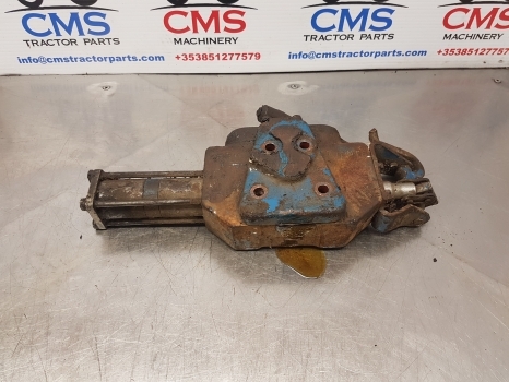 Ford 8700, 9700, Tw Series Tw15. Hydraulic Remote Valve E2nnb950ea - Гидравлический клапан для Тракторов: фото 1 Ford 8700, 9700, Tw Series Tw15. Hydraulic Remote Valve E2nnb950ea - Гидравлический клапан для Тракторов: фото 1