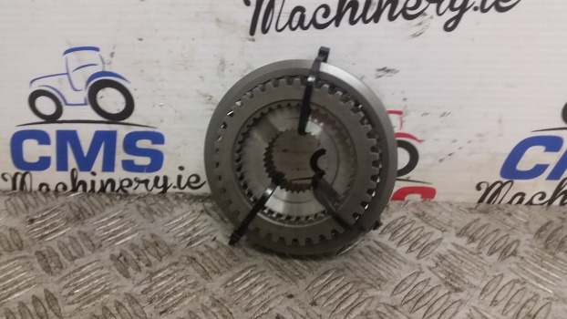 Ford New Holland 40 And Ts Ts110 Transmission Synchronizer 82016904, 47131588 - Трансмиссия: фото 1 Ford New Holland 40 And Ts Ts110 Transmission Synchronizer 82016904, 47131588 - Трансмиссия: фото 1