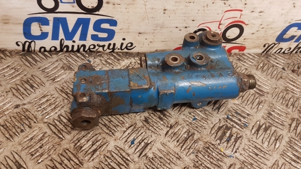 Ford, New Holland 8340, Ts Trailer Brake Valve Distributor 81874969, 1535108113 - Тормозной клапан для Тракторов: фото 1 Ford, New Holland 8340, Ts Trailer Brake Valve Distributor 81874969, 1535108113 - Тормозной клапан для Тракторов: фото 1