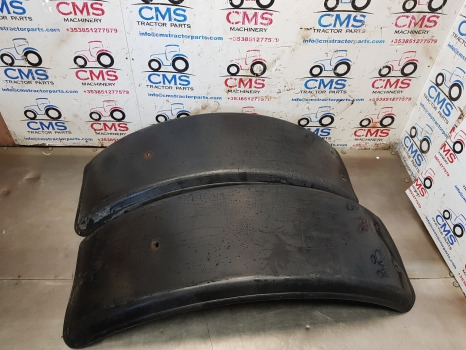 Ford New Holland Case Massey Ferguson, Front Mudguard Flap 117x41cm Hs4213 - Передняя ось: фото 1 Ford New Holland Case Massey Ferguson, Front Mudguard Flap 117x41cm Hs4213 - Передняя ось: фото 1