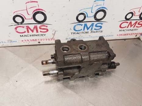 Ford Ts115, 10, Tw Tw15 Hydraulic Spool Valve Body Double E9nnb950bb , 81864873 - Гидравлический клапан для Тракторов: фото 1 Ford Ts115, 10, Tw Tw15 Hydraulic Spool Valve Body Double E9nnb950bb , 81864873 - Гидравлический клапан для Тракторов: фото 1