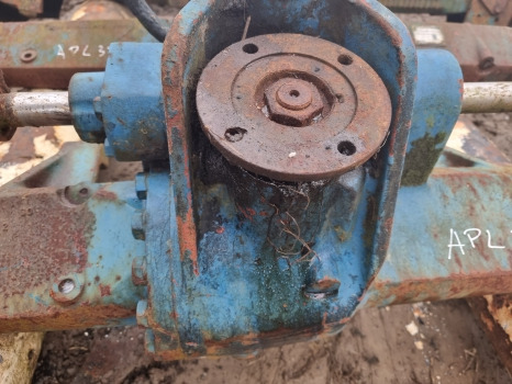 Ford Tw, 60,  Apl355 Front Axle Diff Complete And Bevel Gear Zp4472254006 - Передняя ось: фото 1
