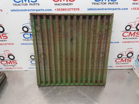 John Deere 1830, 2030, 2130, 2440, 2640 Side Grille, Grill Panel Ar72950 - Решётка радиатора: фото 1