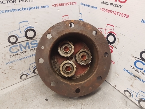 John Deere 2650 Front Axle Hub Hat Assy L60111, L60110, 4472463005, 4472363006 - Ступица для Тракторов: фото 1 John Deere 2650 Front Axle Hub Hat Assy L60111, L60110, 4472463005, 4472363006 - Ступица для Тракторов: фото 1