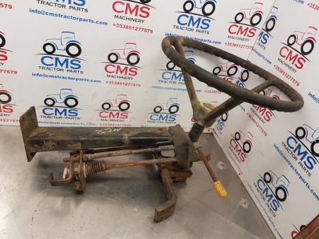 John Deere 3040, 2040, 1840, 1640, 2140 Steering Wheel And Column Assy Al27982 - Рулевое управление для Тракторов: фото 1