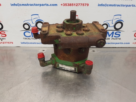 John Deere 3050, 3350, 50 Series, Main Hydraulic Pump R81065 - Гидравлический насос: фото 1