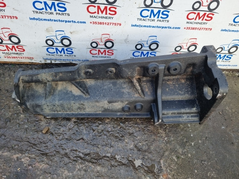 John Deere 6145r, 6m, 6r Series, Exhaust Carrier Bracket L213284 - Выхлопная система: фото 1 John Deere 6145r, 6m, 6r Series, Exhaust Carrier Bracket L213284 - Выхлопная система: фото 1