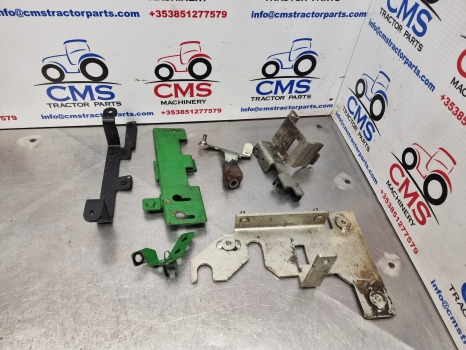 John Deere 6145r, 6r Series, Hydraulic Assorted Brackets Al218604 - Гидравлика: фото 1 John Deere 6145r, 6r Series, Hydraulic Assorted Brackets Al218604 - Гидравлика: фото 1
