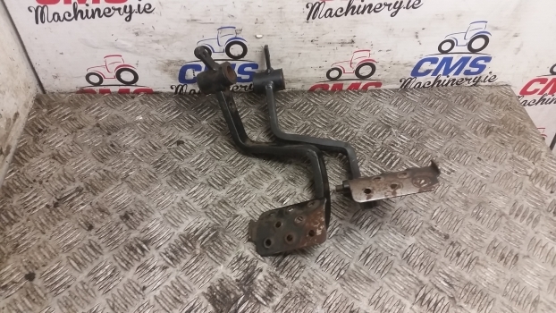 Landini Mythos Series 115 Brake Pedal Kit 3665879m91, 3665881m91 - Детали тормозной системы для Тракторов: фото 1 Landini Mythos Series 115 Brake Pedal Kit 3665879m91, 3665881m91 - Детали тормозной системы для Тракторов: фото 1