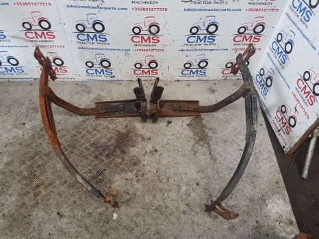 Massey Ferguson 5450, 5420 Front Axle Mudguard Fender Frame Pair 4353084m91 - Крыло для Тракторов: фото 1 Massey Ferguson 5450, 5420 Front Axle Mudguard Fender Frame Pair 4353084m91 - Крыло для Тракторов: фото 1