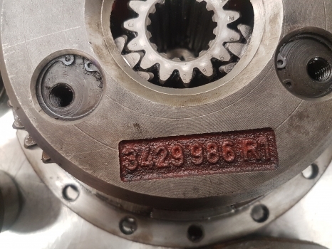Massey Ferguson 6160 Front Axle Hub Rhs Ag105, 3764297m91, 3429986r2, 3764016 - Ступица для Тракторов: фото 3 Massey Ferguson 6160 Front Axle Hub Rhs Ag105, 3764297m91, 3429986r2, 3764016 - Ступица для Тракторов: фото 3