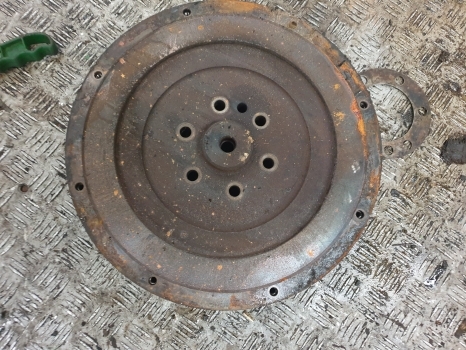 Massey Ferguson Engine Flywheel Assembly 3121e01a/2to Fit Perkins 203 Engine - Маховик для Тракторов: фото 1 Massey Ferguson Engine Flywheel Assembly 3121e01a/2to Fit Perkins 203 Engine - Маховик для Тракторов: фото 1