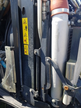 Mccormick X7.650 Oil Cooler Dt224100-2570, 48hxgb1232 - Радиатор: фото 1 Mccormick X7.650 Oil Cooler Dt224100-2570, 48hxgb1232 - Радиатор: фото 1