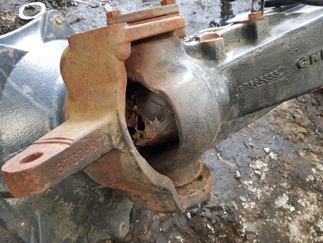 New Holland Case T6, T7, Puma Front Axle Drive Shaft Rhs Class 4 W/o Brakes - Передняя ось: фото 1 New Holland Case T6, T7, Puma Front Axle Drive Shaft Rhs Class 4 W/o Brakes - Передняя ось: фото 1