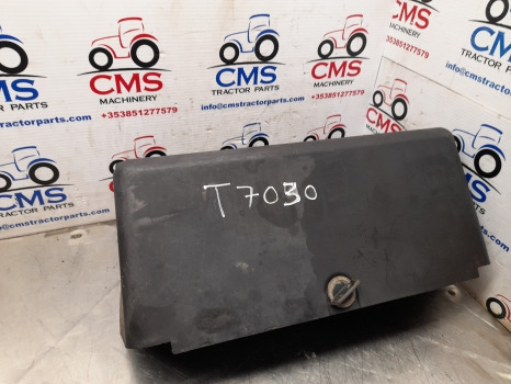 New Holland Case T6000, Tsa, Maxxum, Puma T7030 Battery Cover 87316828, 82032836 - Электрическая система для Сельскохозяйственной техники: фото 1 New Holland Case T6000, Tsa, Maxxum, Puma T7030 Battery Cover 87316828, 82032836 - Электрическая система для Сельскохозяйственной техники: фото 1