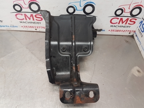 New Holland T5.95, T4.85, T4.75, Case Farmall 105a Engine Hood Support 84538400 - Капот для Тракторов: фото 1