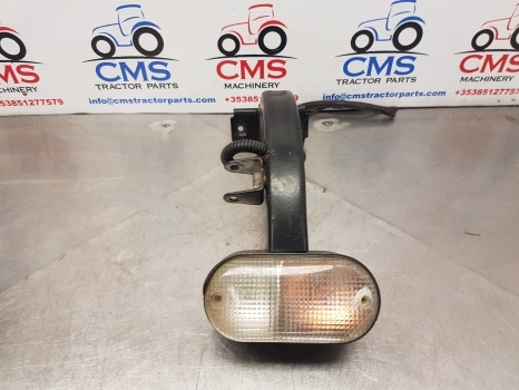 New Holland T6.180, Case Maxxum 115 Front Indicator Light Support Lhs 47705327 - Свет/ Освещение для Тракторов: фото 1 New Holland T6.180, Case Maxxum 115 Front Indicator Light Support Lhs 47705327 - Свет/ Освещение для Тракторов: фото 1