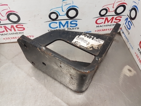 New Holland T6050 Mudguard Bracket 82027348, 82023360, 82012178 - Крыло для Тракторов: фото 1 New Holland T6050 Mudguard Bracket 82027348, 82023360, 82012178 - Крыло для Тракторов: фото 1