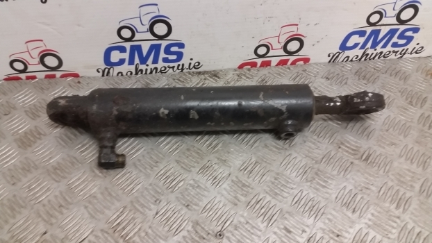 New Holland T7, T7000 Series T7040 Lift Cylinder, Ram 84527512, 87644502 - Гидравлический цилиндр для Тракторов: фото 1