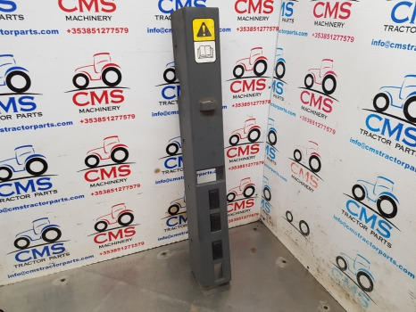 New Holland Tm Series Tm150, Tm130, Tm140, Tm155 Cab Interior Panel Rhs 82017218 - Кабина и интерьер: фото 1 New Holland Tm Series Tm150, Tm130, Tm140, Tm155 Cab Interior Panel Rhs 82017218 - Кабина и интерьер: фото 1