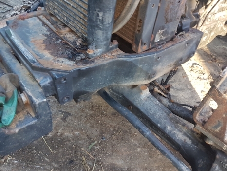 New Holland Tsa Case Mxu Series Ts115a Delta Front Axle Support Bolster 82030986 - Передняя ось для Тракторов: фото 1 New Holland Tsa Case Mxu Series Ts115a Delta Front Axle Support Bolster 82030986 - Передняя ось для Тракторов: фото 1