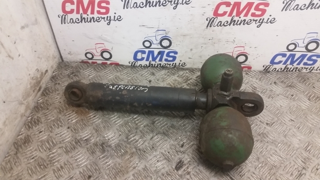 Old Stock Old Stock Front Axle Suspension Cylinder Ram - Подвеска для Тракторов: фото 1 Old Stock Old Stock Front Axle Suspension Cylinder Ram - Подвеска для Тракторов: фото 1