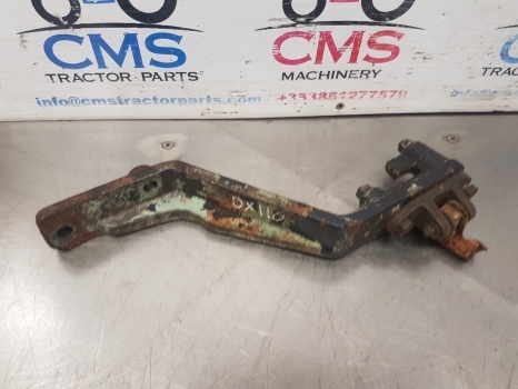Deutz Dx110, Dxab, Dxbis, Dx90, Dx120, Dx90, Dx80 Pto Bracket 04305819 - Запчасти для Тракторов: фото 1 Deutz Dx110, Dxab, Dxbis, Dx90, Dx120, Dx90, Dx80 Pto Bracket 04305819 - Запчасти для Тракторов: фото 1