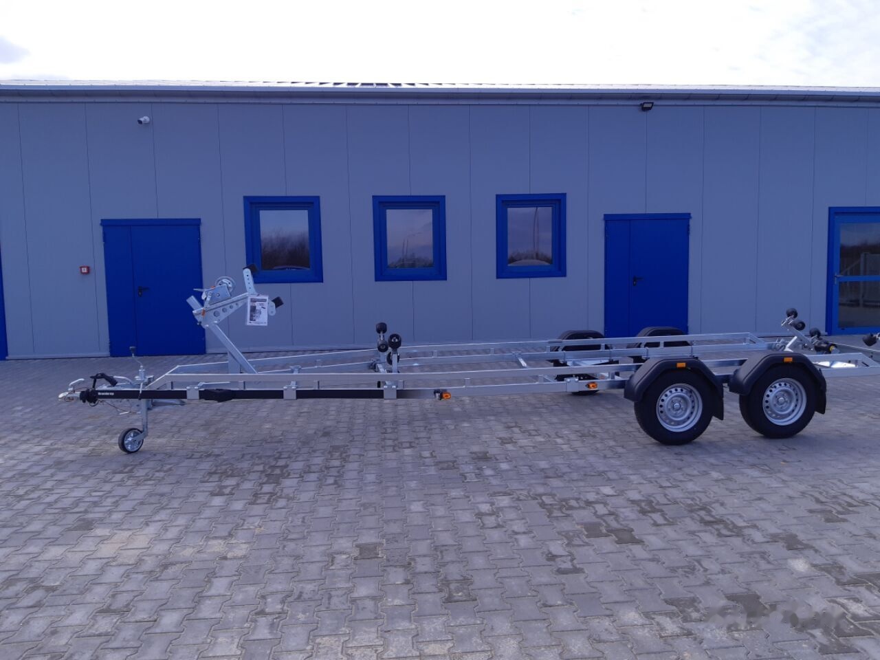 Brenderup 242500 TB SR trailer for 7,2 m boat 2500kg GVW - Лодочный прицеп: фото 5 Brenderup 242500 TB SR trailer for 7,2 m boat 2500kg GVW - Лодочный прицеп: фото 5