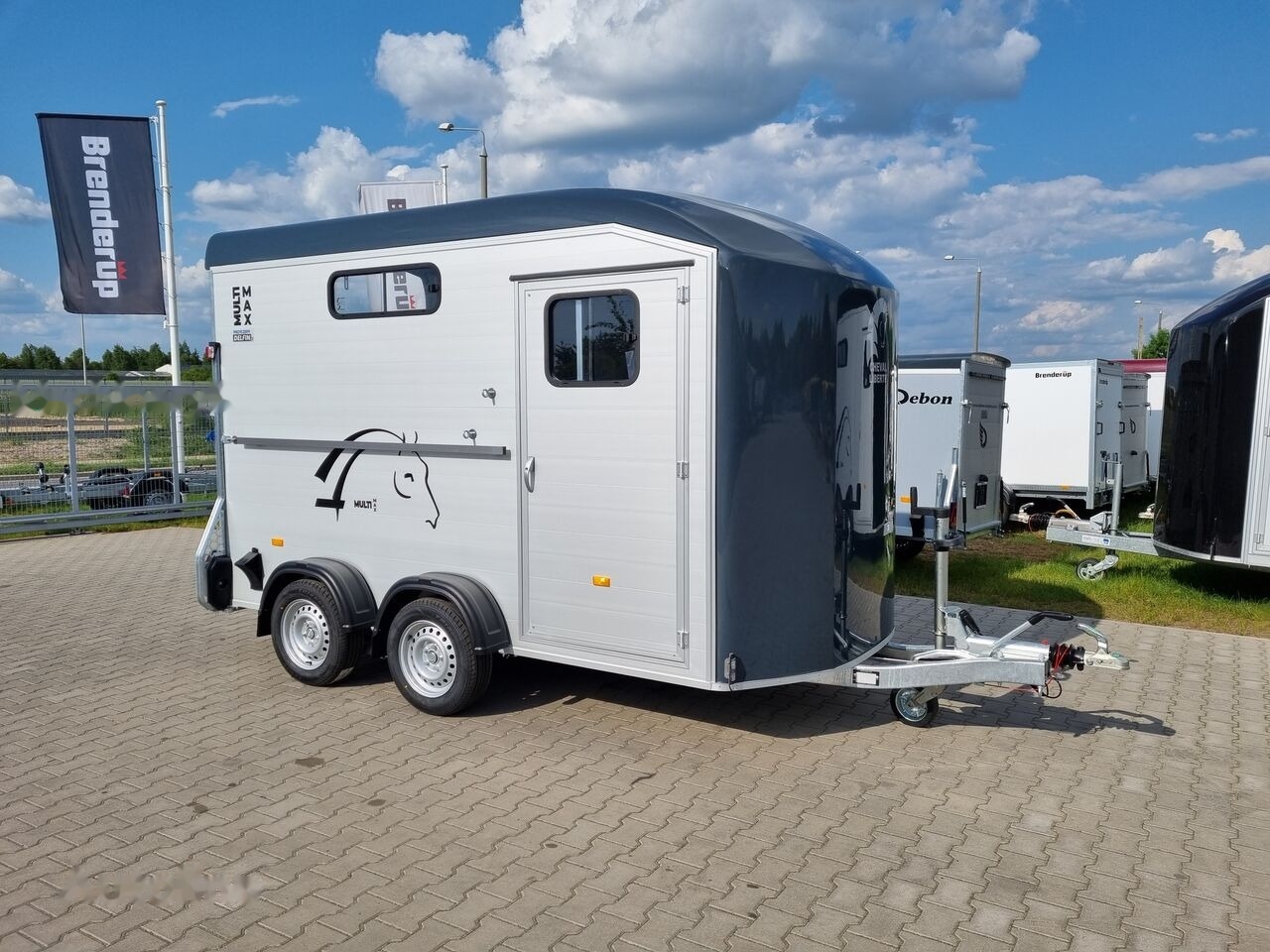 Cheval Liberté Multimax trailer for 2 horses GVW 2600kg big tack room saddle - Прицеп-коневоз: фото 1