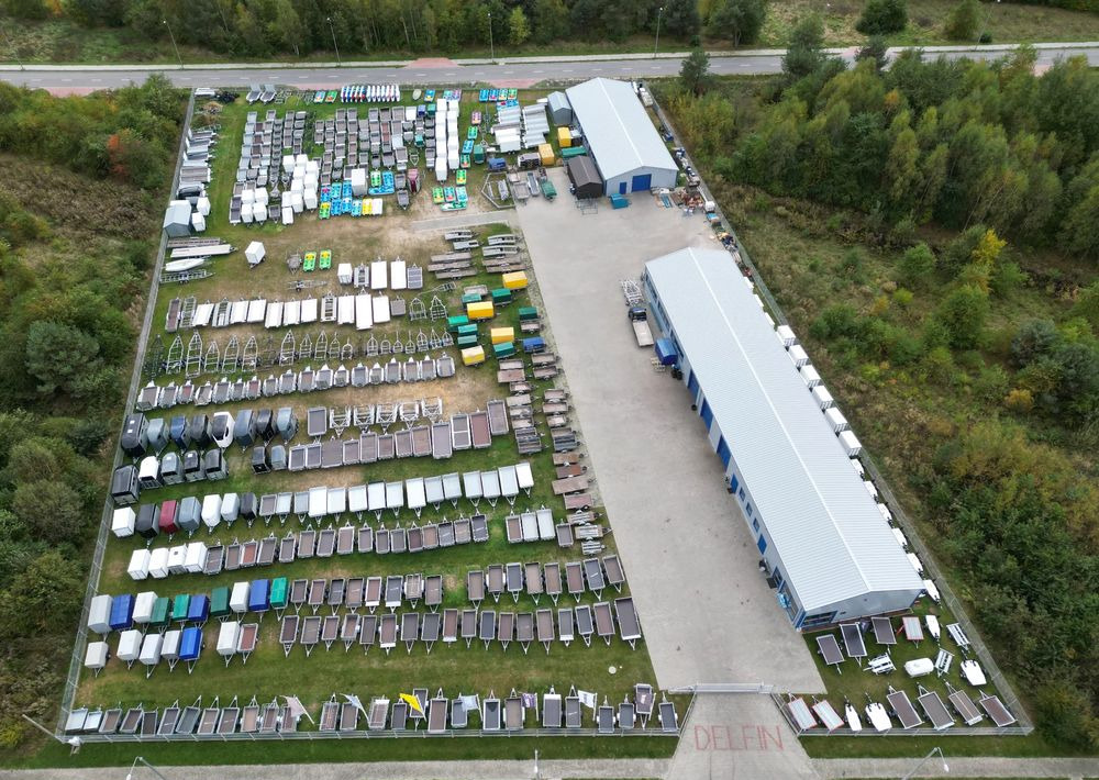 Lorries PL35-8521 laweta na dwa auta 3500kg wypełnienie podłogi ALU 3 osie - Прицеп-автовоз: фото 5 Lorries PL35-8521 laweta na dwa auta 3500kg wypełnienie podłogi ALU 3 osie - Прицеп-автовоз: фото 5