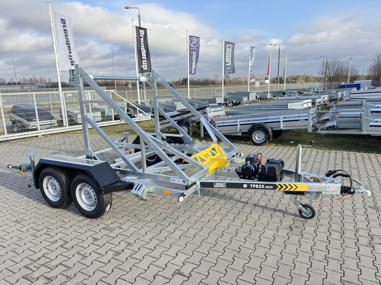 Lorries TPB35-4925 + wciągarka elektryczna | 3500kg - Кабельный транспортер: фото 1