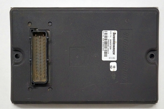 Jungheinrich 50437339 | Stuur regeling steering controller PM2402 Z Index H sn - Блок управления для Погрузочно-разгрузочной техники: фото 1 Jungheinrich 50437339 | Stuur regeling steering controller PM2402 Z Index H sn - Блок управления для Погрузочно-разгрузочной техники: фото 1