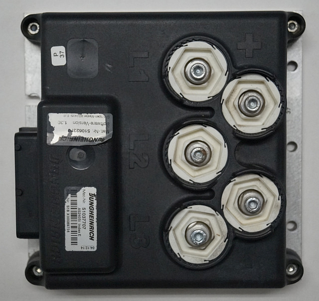 Jungheinrich 51037707 | Rij regeling driving controller AS2405i index E Sw. 1,30 - Блок управления для Погрузочно-разгрузочной техники: фото 1 Jungheinrich 51037707 | Rij regeling driving controller AS2405i index E Sw. 1,30 - Блок управления для Погрузочно-разгрузочной техники: фото 1