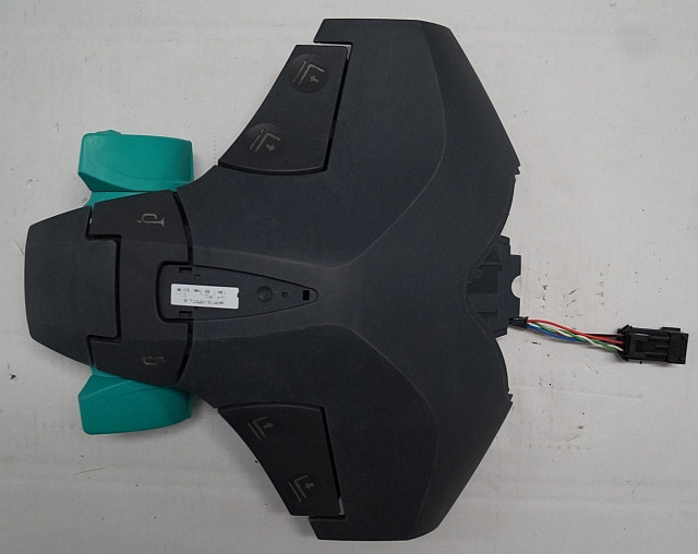 Jungheinrich 51730050 | Rijschakelaar Control handle for ERE120-225 with folding - Электрическая система для Погрузочно-разгрузочной техники: фото 1 Jungheinrich 51730050 | Rijschakelaar Control handle for ERE120-225 with folding - Электрическая система для Погрузочно-разгрузочной техники: фото 1