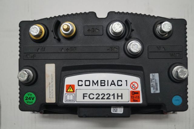 Still unknown | Combi AC1 rij/hefregeling drive/lifting controller FC221 H 30048 - Блок управления для Погрузочно-разгрузочной техники: фото 1 Still unknown | Combi AC1 rij/hefregeling drive/lifting controller FC221 H 30048 - Блок управления для Погрузочно-разгрузочной техники: фото 1