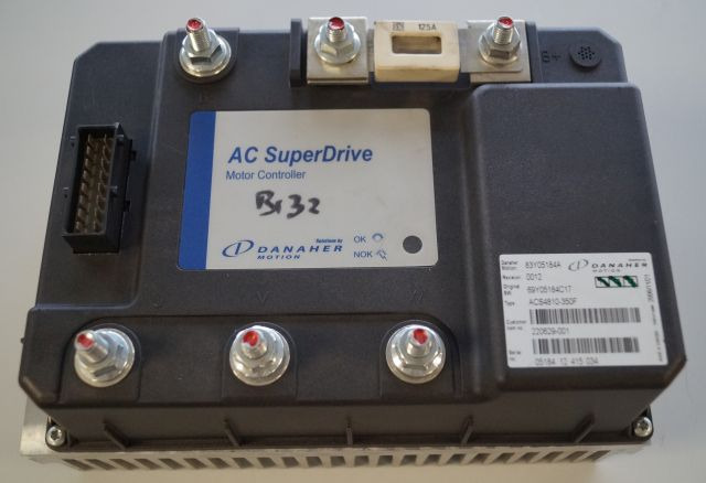 Toyota/BT 220629-001 | Danaher motion AC Superdrive motor controller 83Y05184A A - Блок управления для Погрузочно-разгрузочной техники: фото 1 Toyota/BT 220629-001 | Danaher motion AC Superdrive motor controller 83Y05184A A - Блок управления для Погрузочно-разгрузочной техники: фото 1