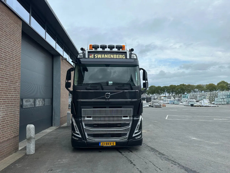 Volvo FH 500 6x2 /Full AIR / PTO Globe XL - Тягач: фото 3 Volvo FH 500 6x2 /Full AIR / PTO Globe XL - Тягач: фото 3