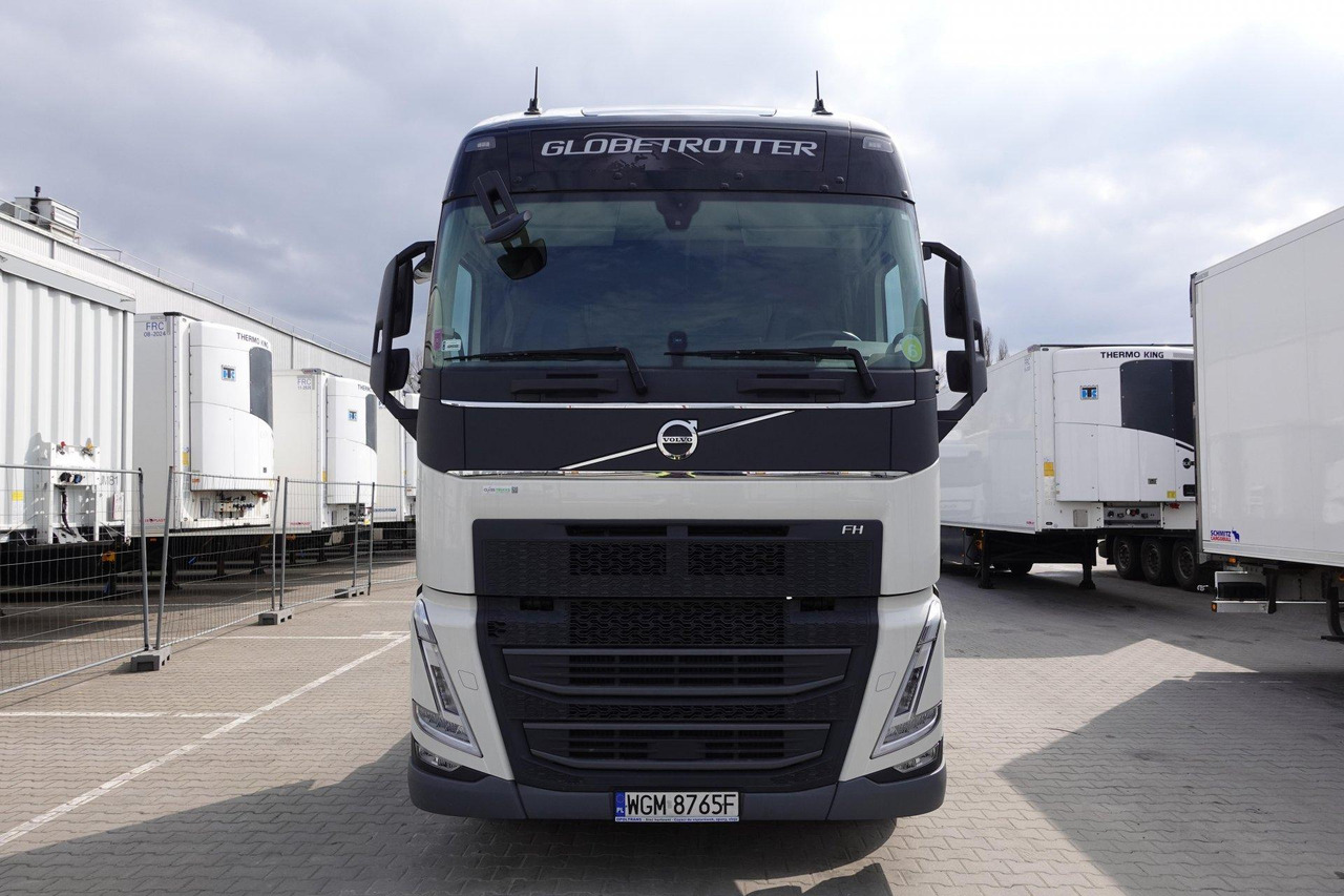Volvo FH 500 Globetrotter XL - Тягач: фото 2 Volvo FH 500 Globetrotter XL - Тягач: фото 2